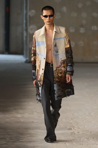 Look 38